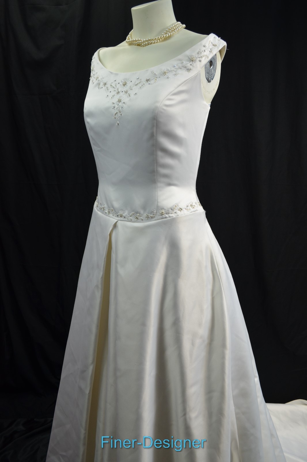 Jasmine Haute Couture Portrait Wedding Gown Ivory bride train dress 12 NWT $1800