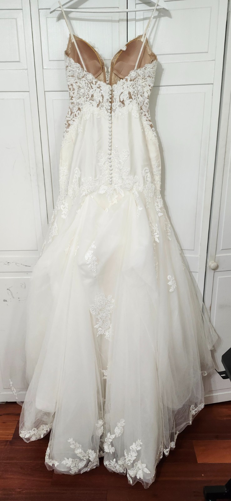 MARTINA LIANA Ivory Lace Beaded Wedding Dress Silk Lined Bridal Gown+2 Veils