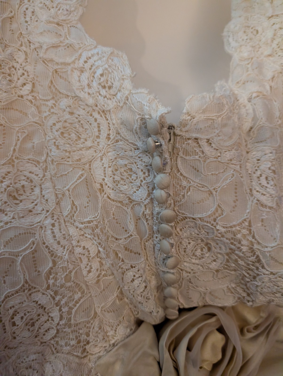 Priscilla Of Boston Designer Wedding Gown And Veil Vintage 90’s $1800