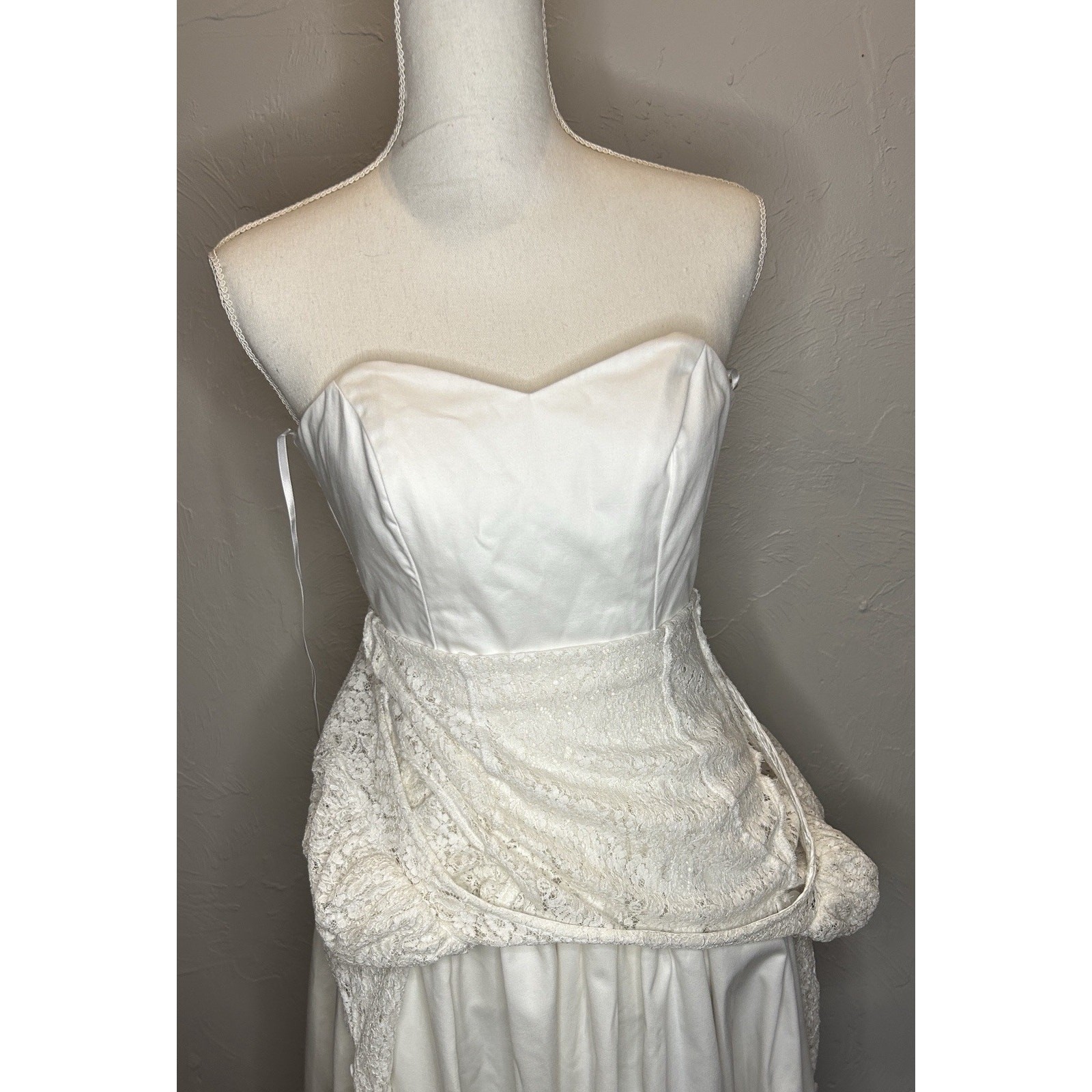 Vintage 1980s Laura Ashley Wedding Dress USA 10 Lace Prairie Made in England VGC