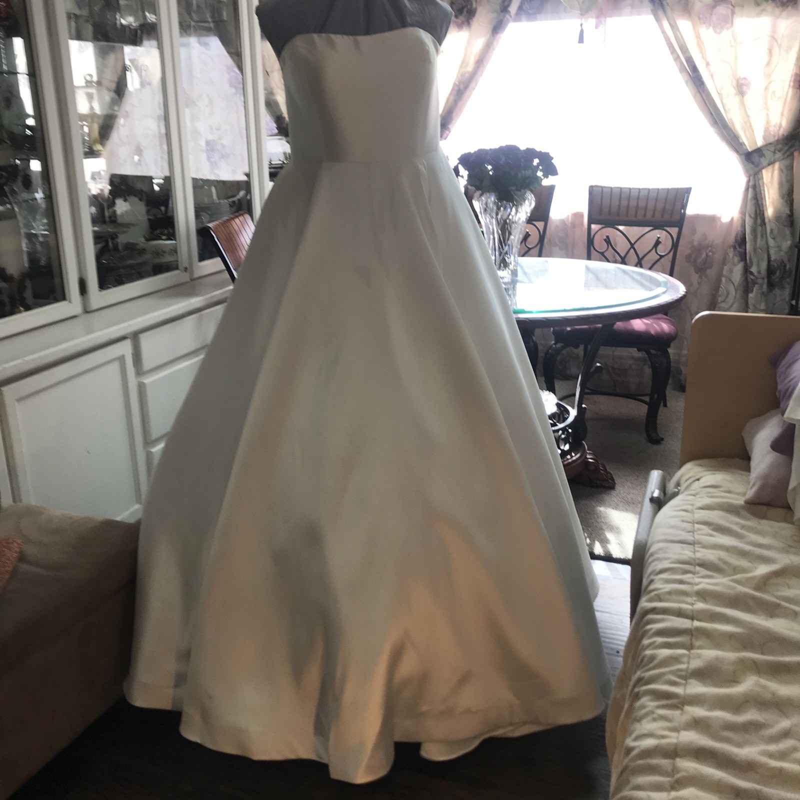 Wedding Dress Strapless Size 20 Buttons Down Back
