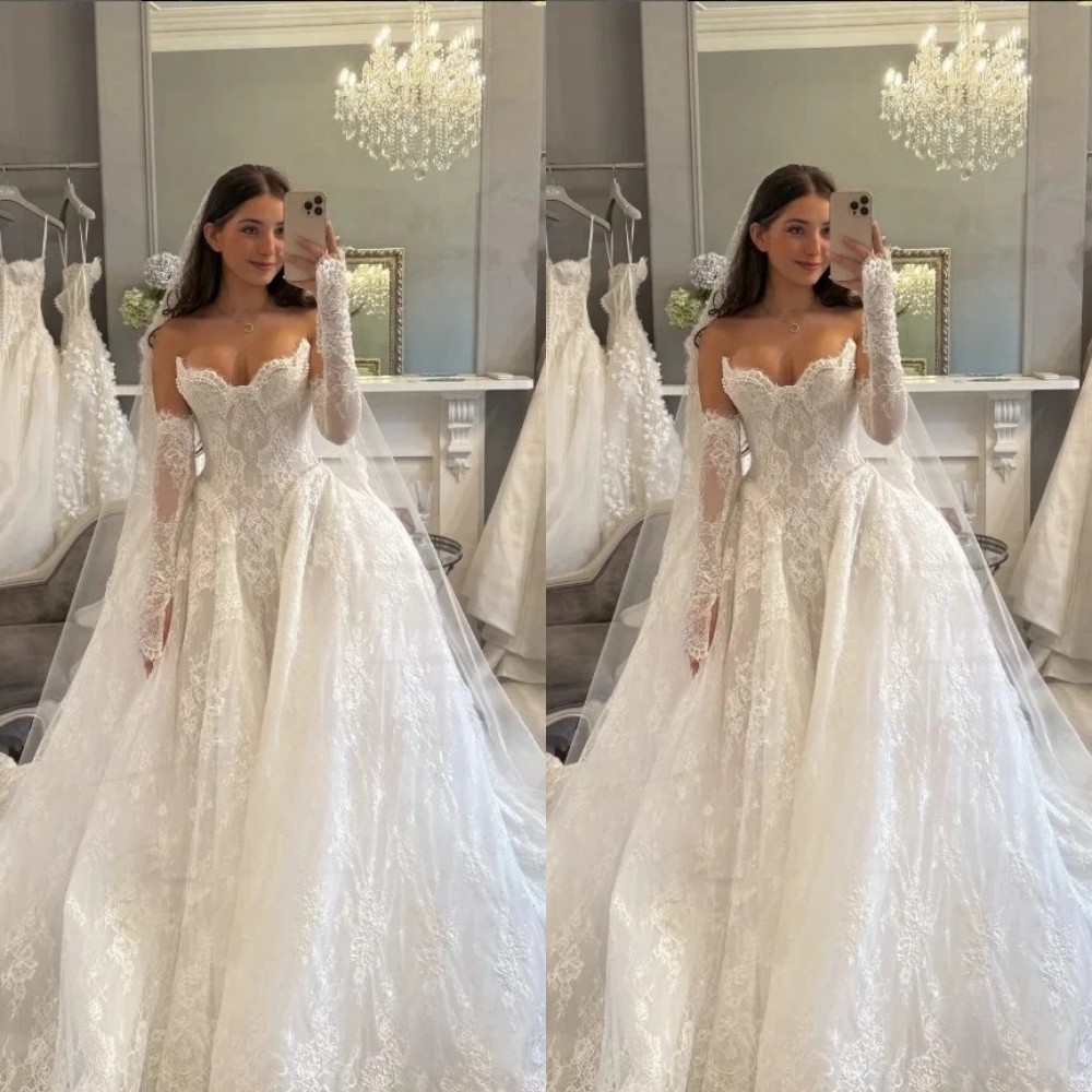 Appliques Wedding Dresses with Detachable Sleeves Chapel Train Bridal Gowns