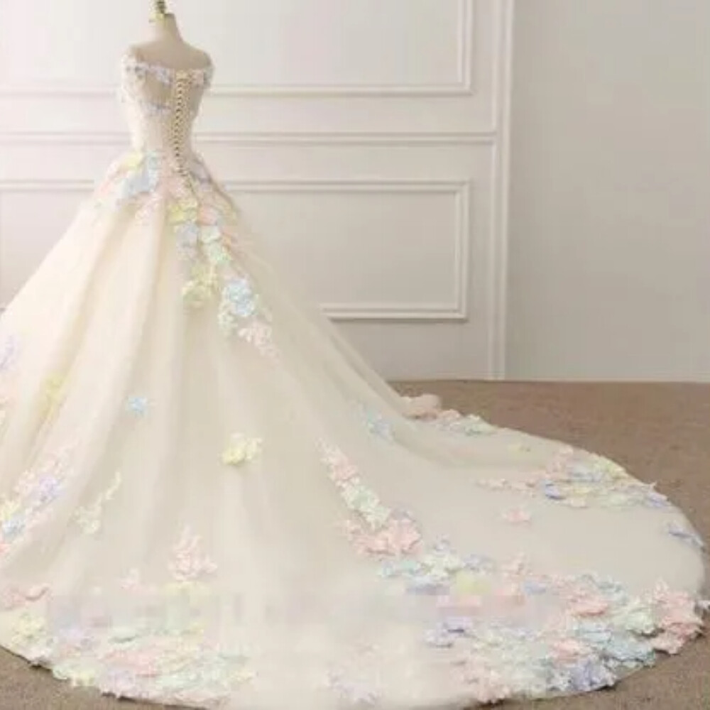 colorful flower lace up wedding dresses appliques bridal gowns with long train