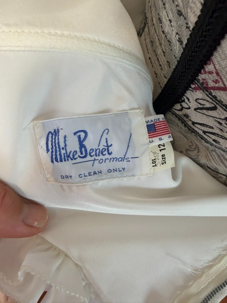 Mike Benet Formals Vintage Off-the-shoulder Formal Dress Size 12 White