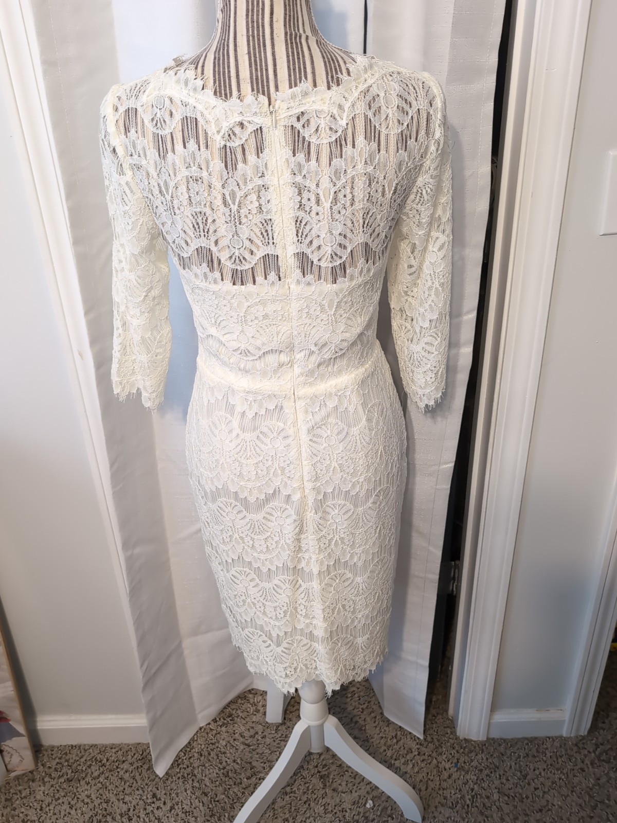 DB Studio David’s Bridal Short Lace Overlay Ivory Wedding Dress 3/4 Sleeve Sz 4