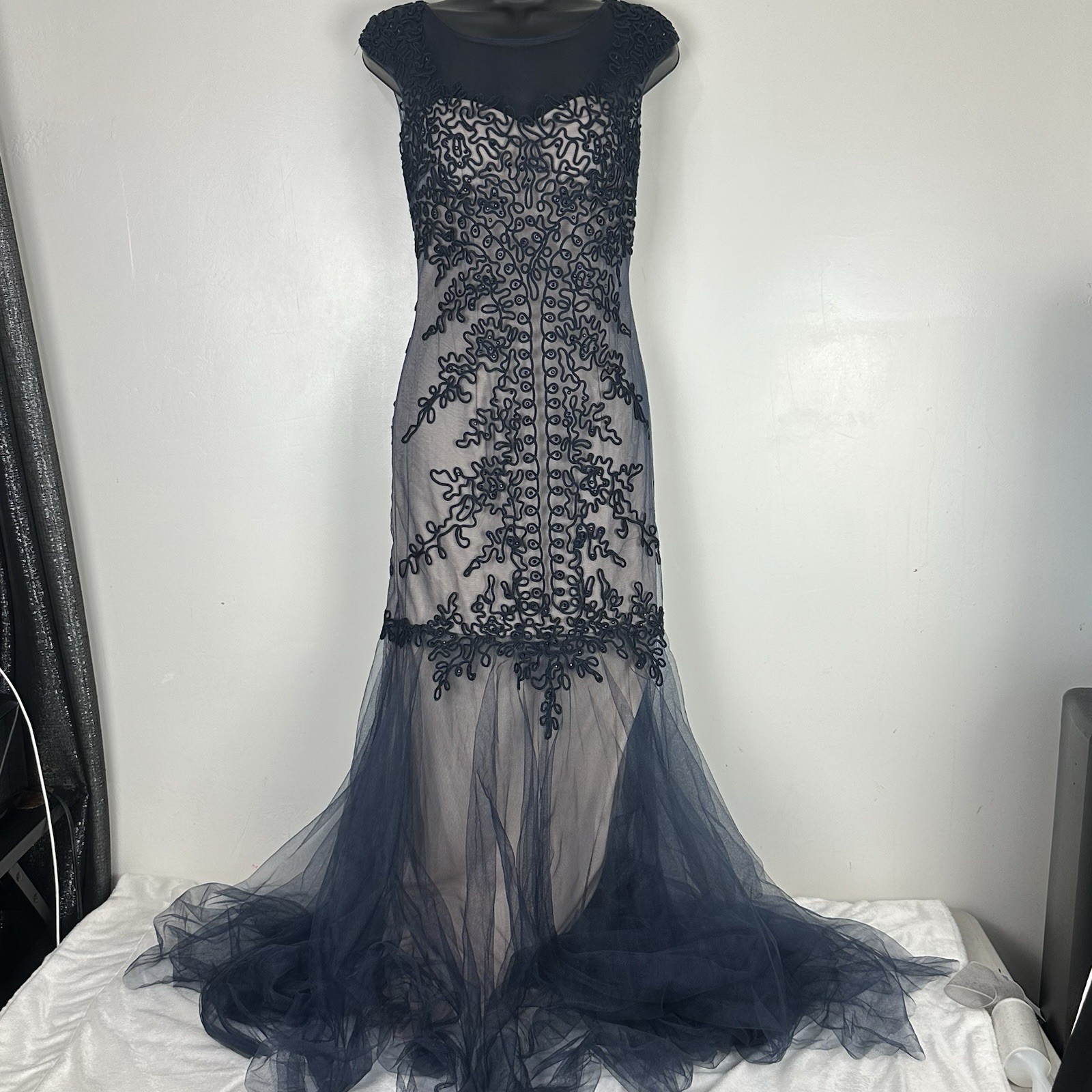 GLS by Gloria Navy Embellished Beaded Mermaid Gown Size S Formal Glam Princess