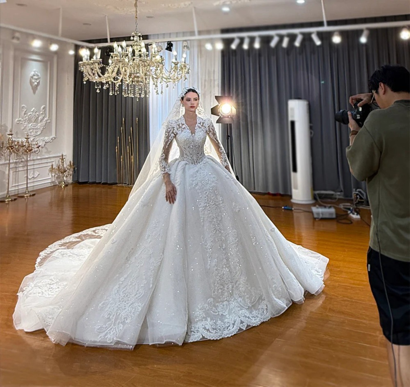 Luxurious lace wedding dress wedding dress 32-60 glitter tulle to measure crystals