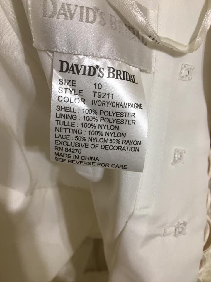 Size 10 Wedding Dress David’s Bridal T9211 Ivory/Champagne