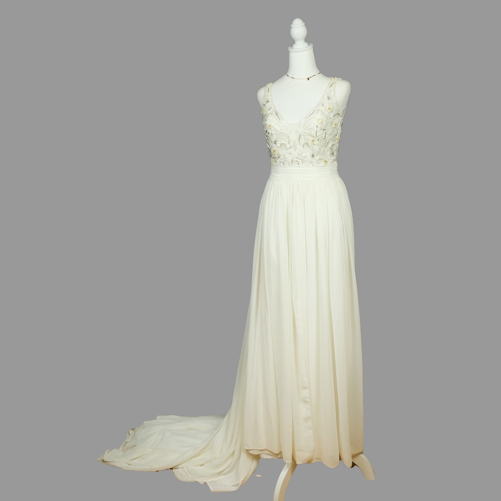 Unbranded pre-owned Ivory Wedding Gown Dress Size S