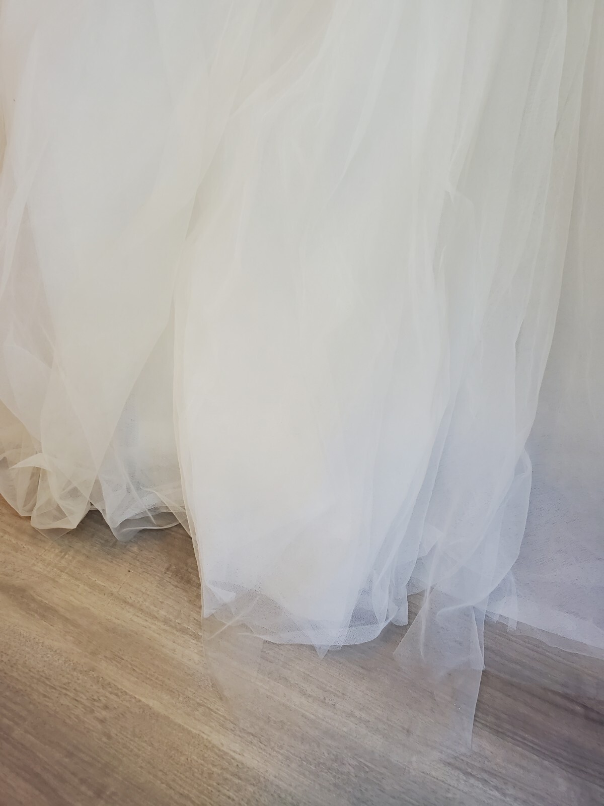 Nouvelle Amsale Hand Beaded Tulle Embellished Ivory Wedding Dress Size 8 $6700