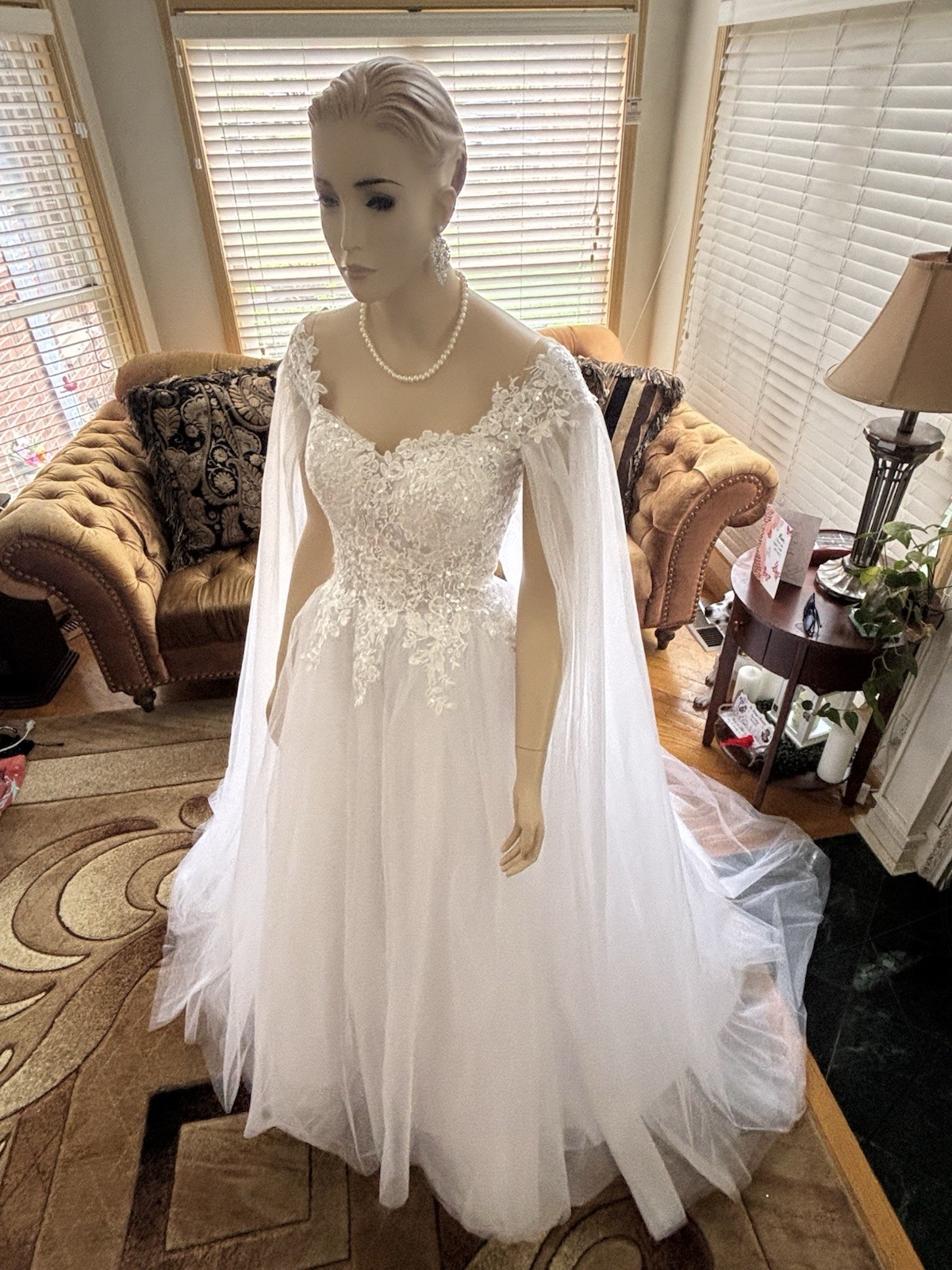 Unbranded Wedding Gown Size 12-16 White Wedding Gown With Cape Sleeves.