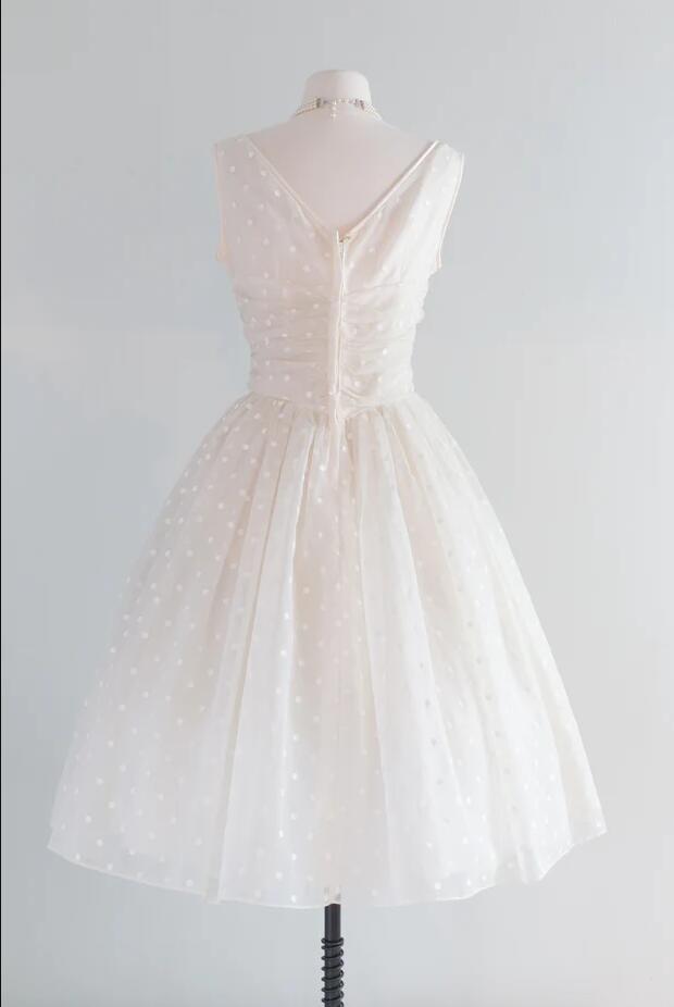 Vintage Wedding Dresses Tea Length Short Sleeves 1950s A Line Retro Bridal Gowns