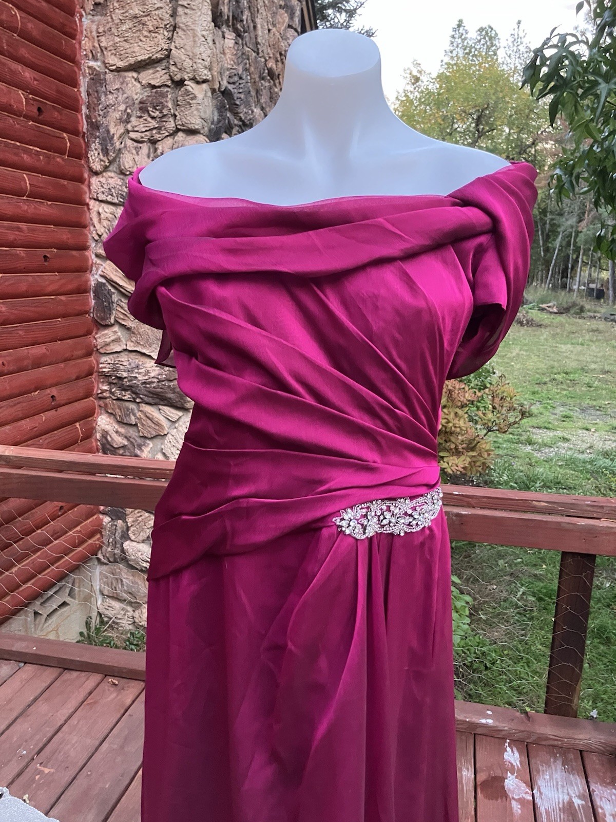 Jade Formals Off Shoulder Princess Pleated Dress Size 14 Beautiful Crystals