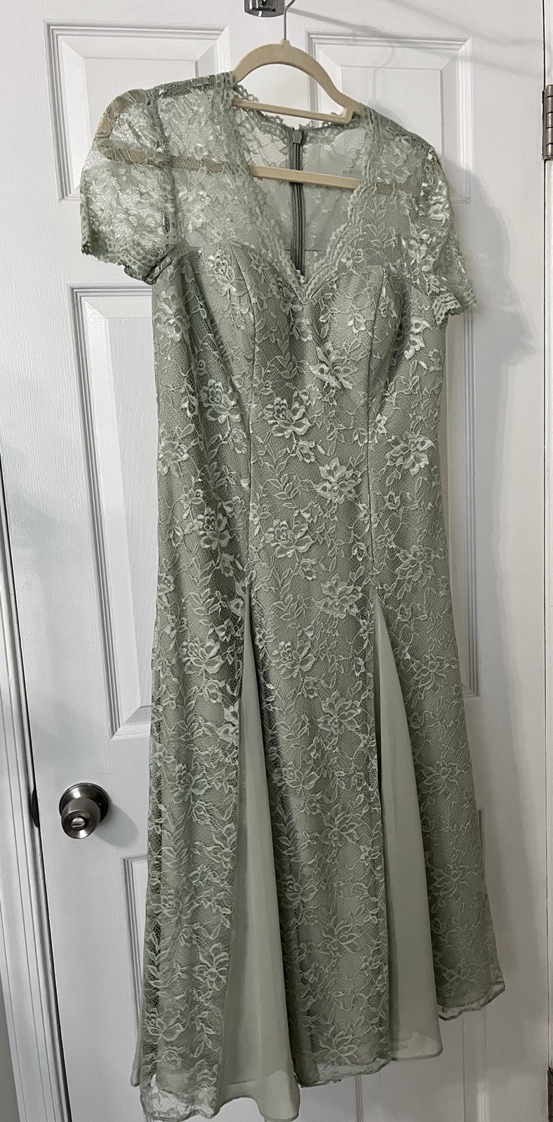 Formal Wedding Midi, Tea Length Dress , Sz 10, Includes Wrap Preowned Sage Green