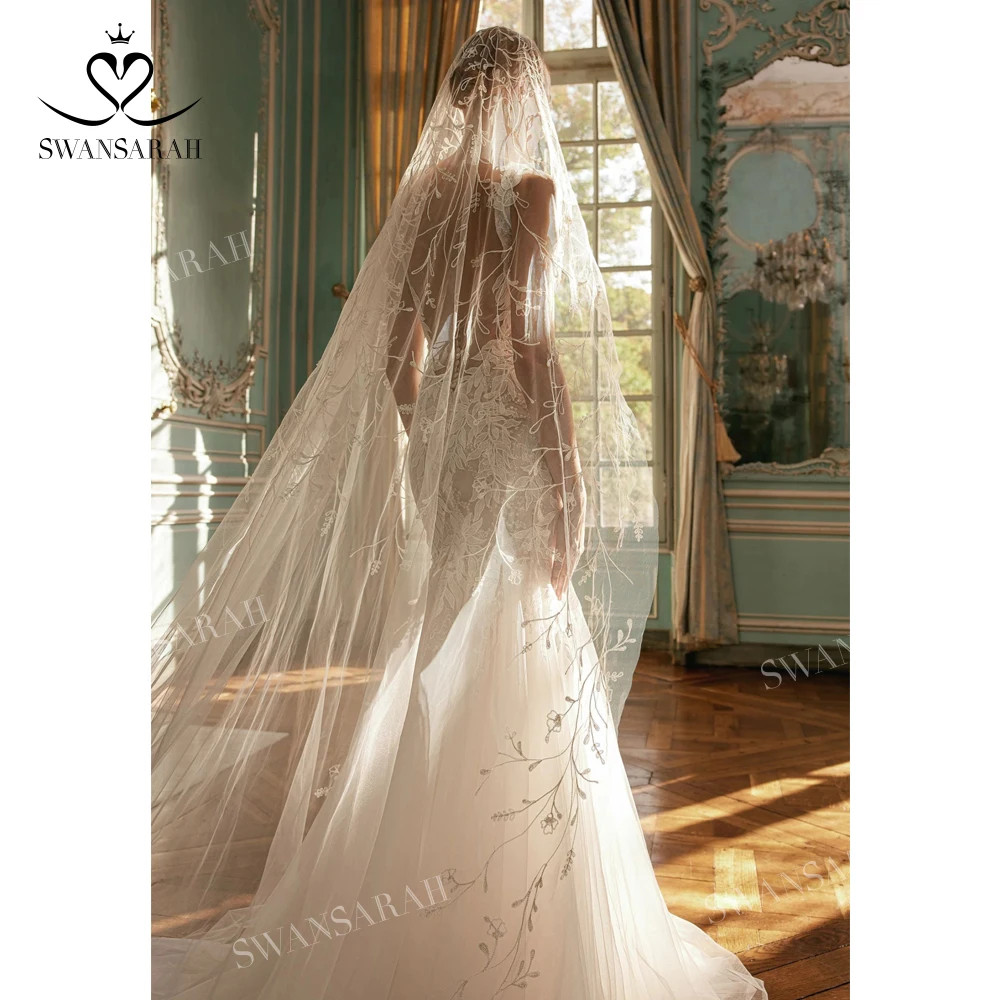 Sleeveless Mermaid WeddingDress Vneck Open Back AppliquesLace Princess BrideGown