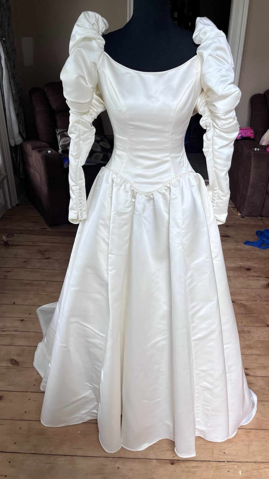 Vintage Priscilla of Boston ivory wedding dress