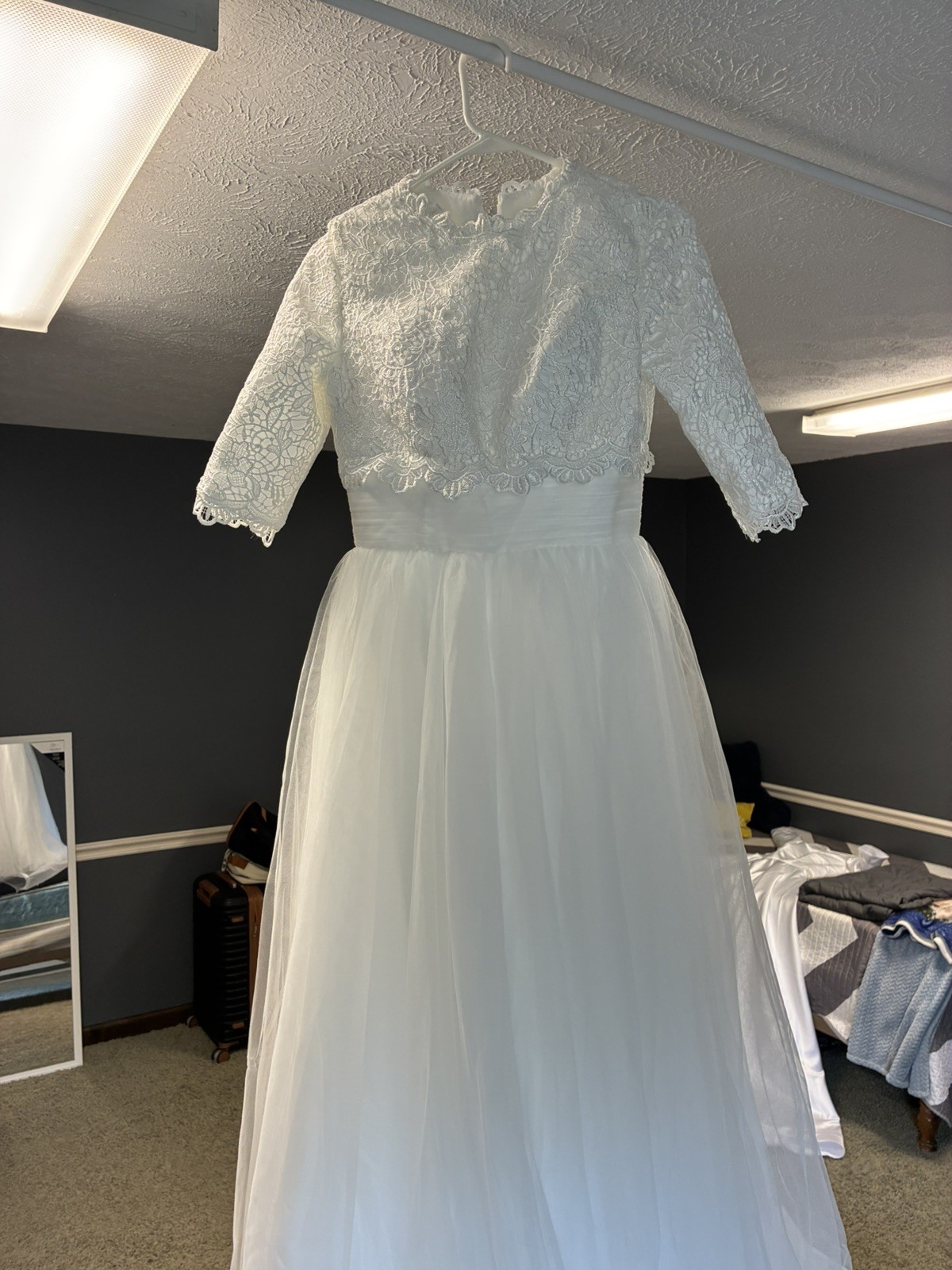 June Bridals Modest High Neck Lace Summer Wedding Dress Beach Half Sleeve A-Line