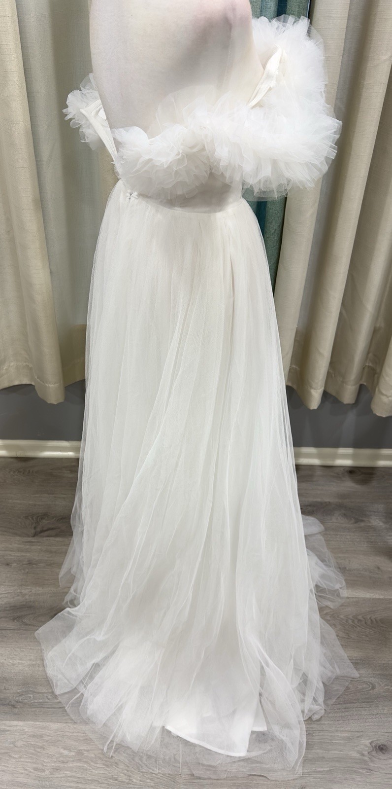 Women’s Faeriesty Ruffle Trim Off Shoulder A Line Wedding Gown Dress XS NWT