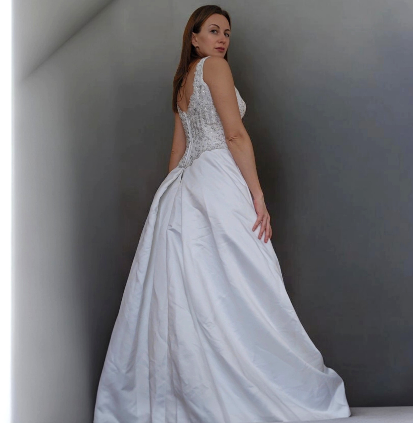 MORI LEE White Sequin Beaded Wedding Gown Dress sz 4 – 6 NEW Silver Embroidery