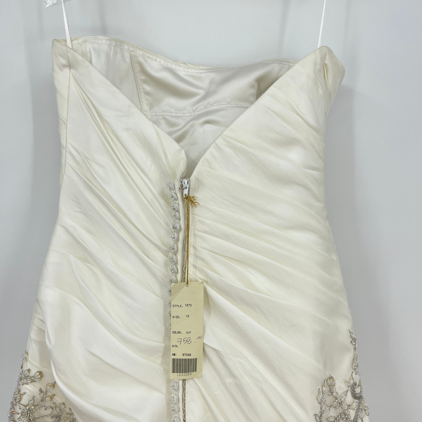 Casablanca Bridal | NWT Strapless Beaded Wedding Dress 1870 Size 12
