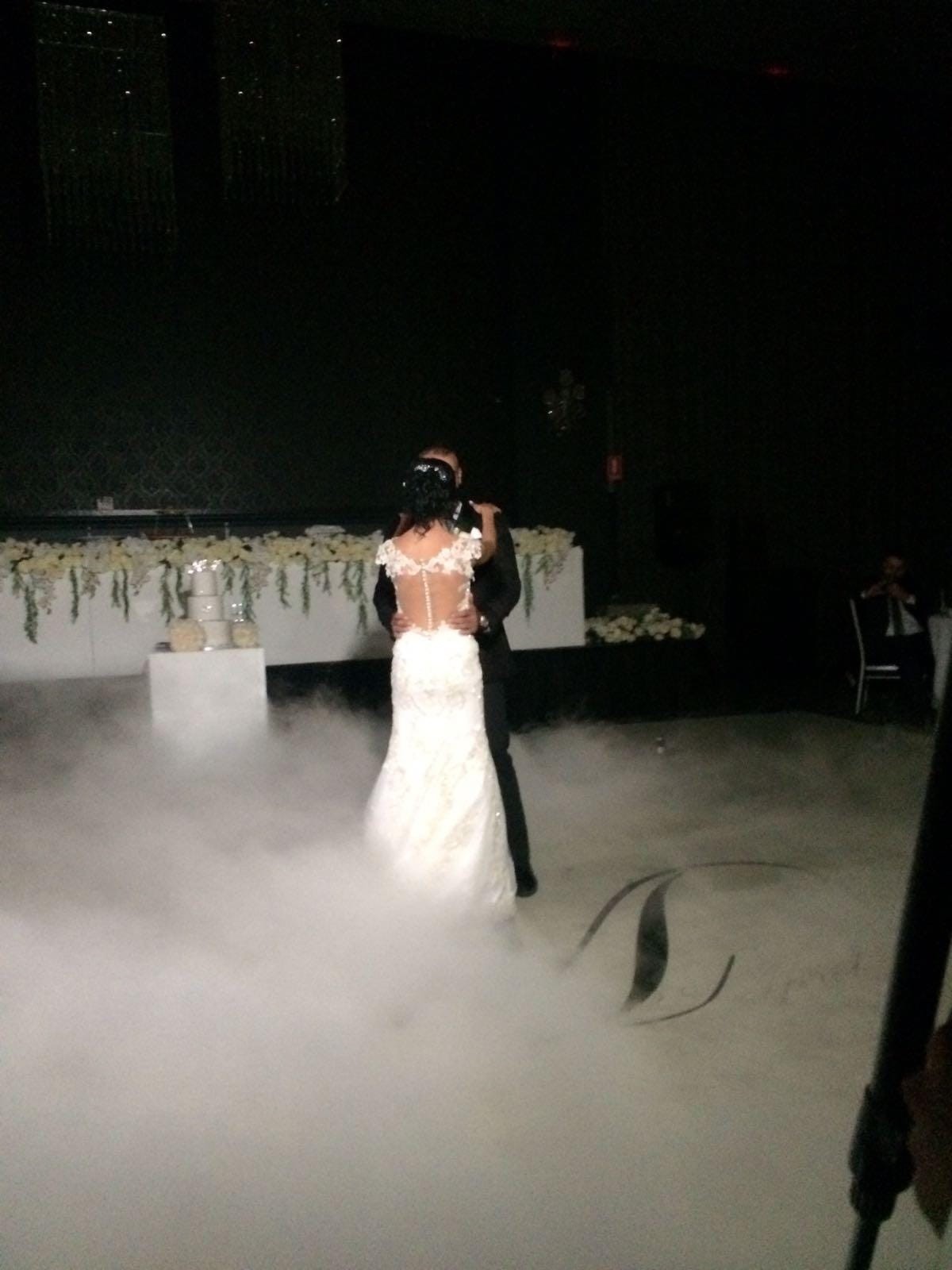 Women’s Size 6 US 0 Wedding Dress Custom Made With hoop skirt & Veil