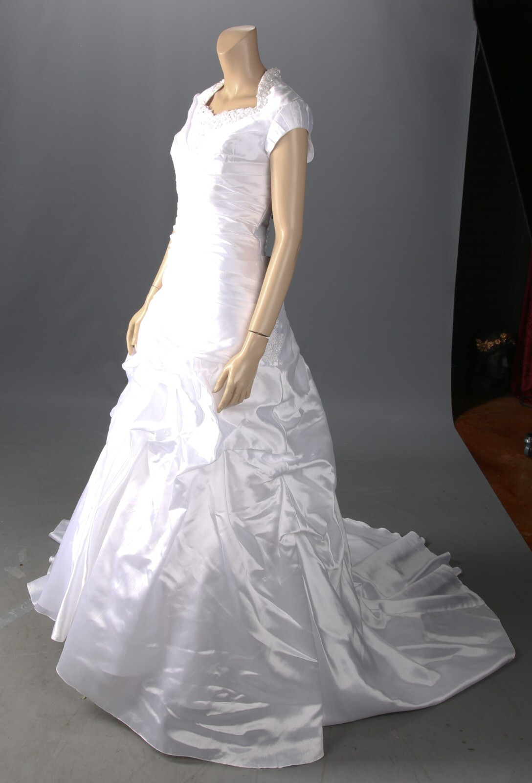 Unbranded Beaded Cap Sleeve Queen Ann Modest White Wedding Dress sz 10
