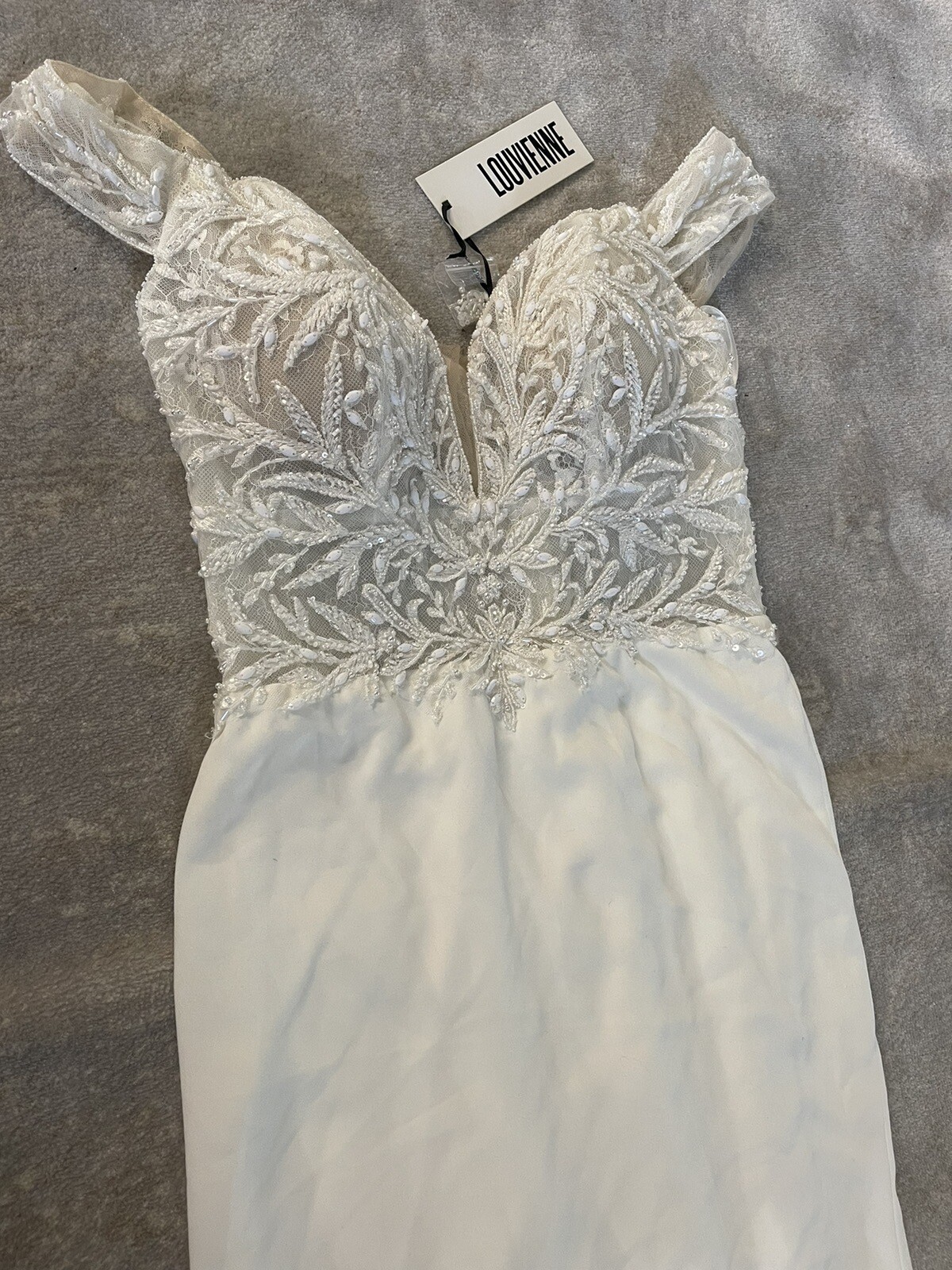 Louvienne Fellon LV021 Off-the-shoulder gown with a fitted crepe skirt and train