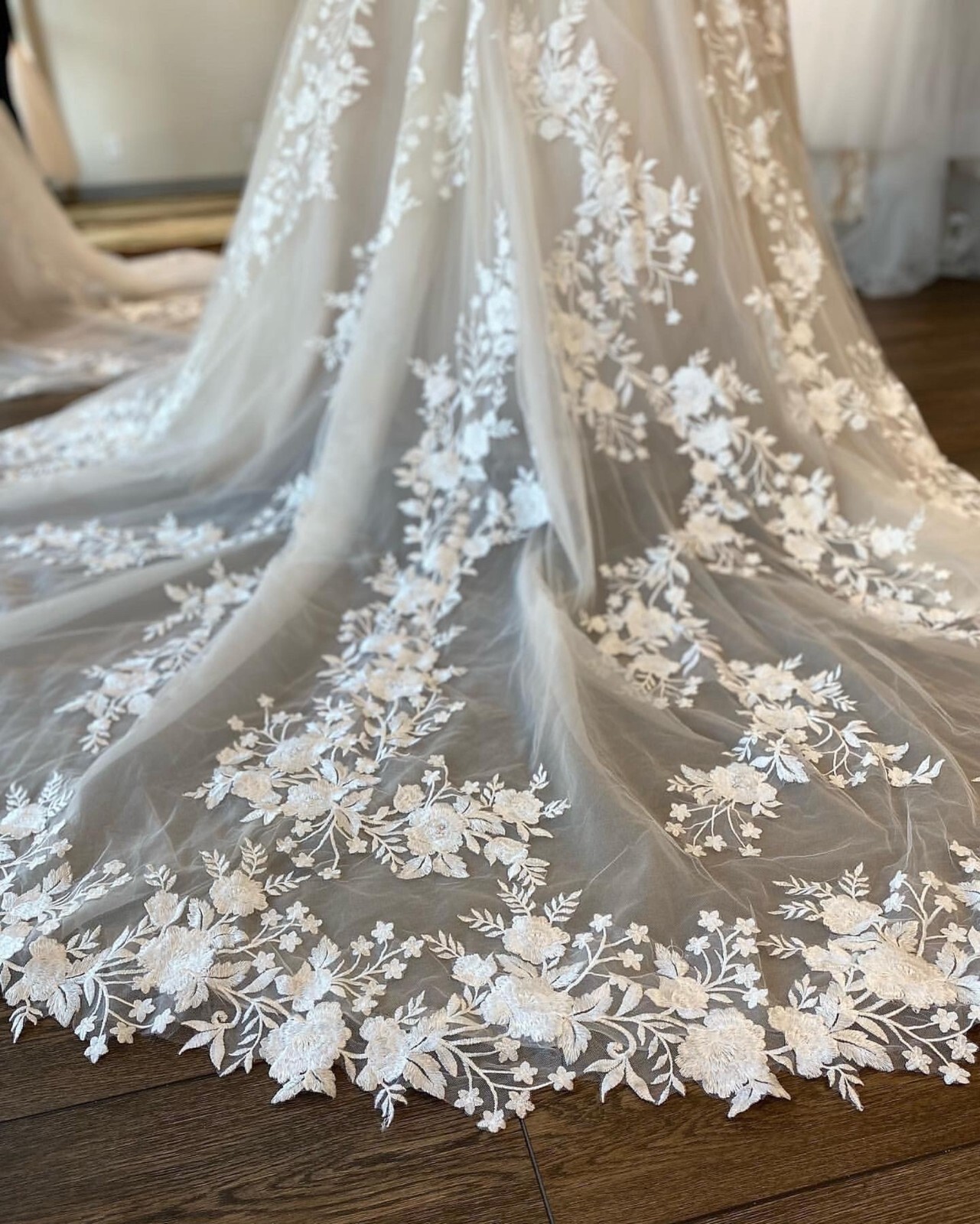 Luxurious Beaded Floral Lace Wedding Dress Bridal Gown 2-28W Custom made Pearls