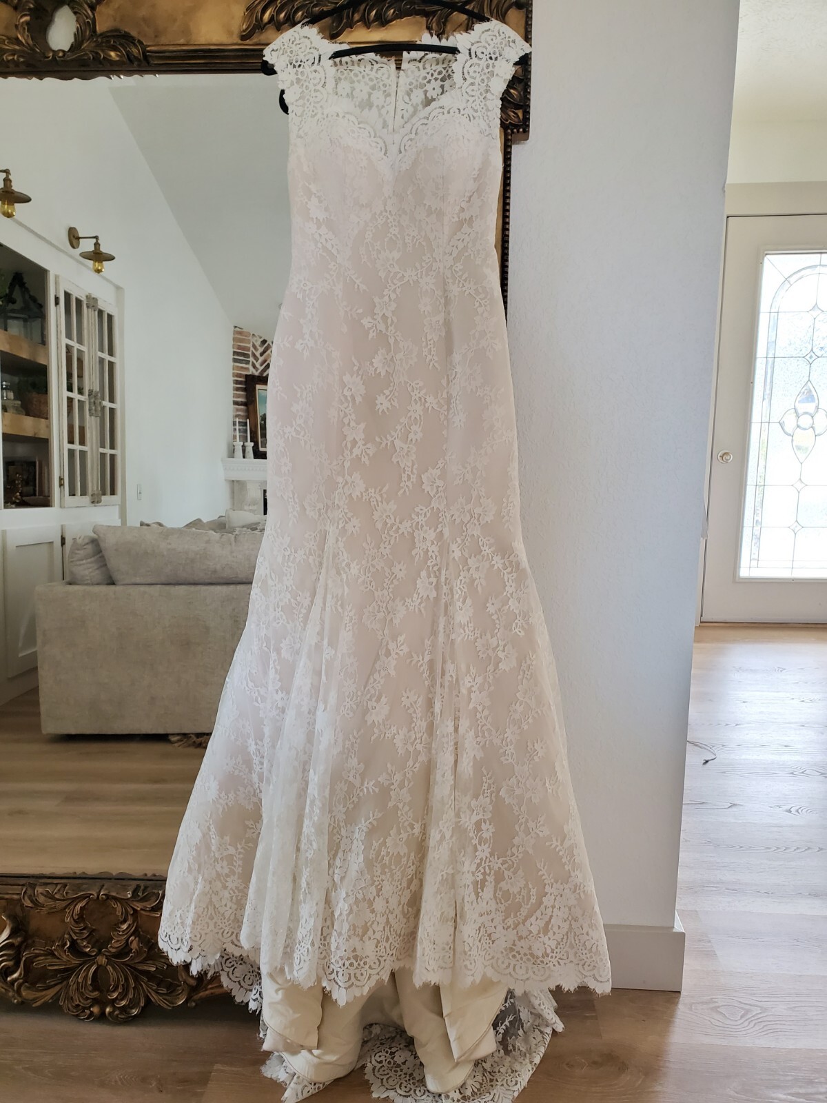 Symphony of Venus Mermaid Lace see through back Wedding Dress sz 10