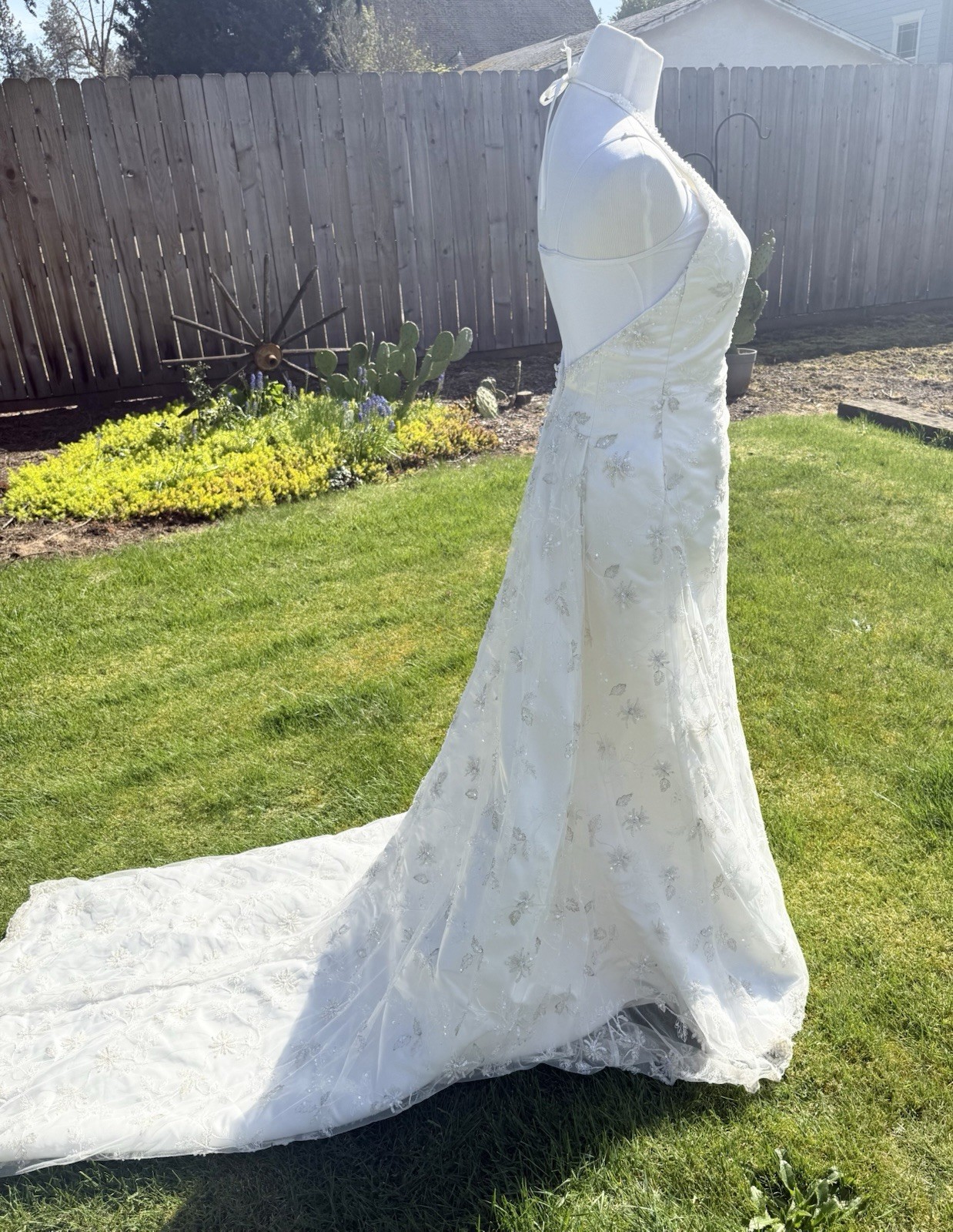 Maggie Sottero Wedding Gown Sz 10 Beaded White Floral Lace Train Halter Neck