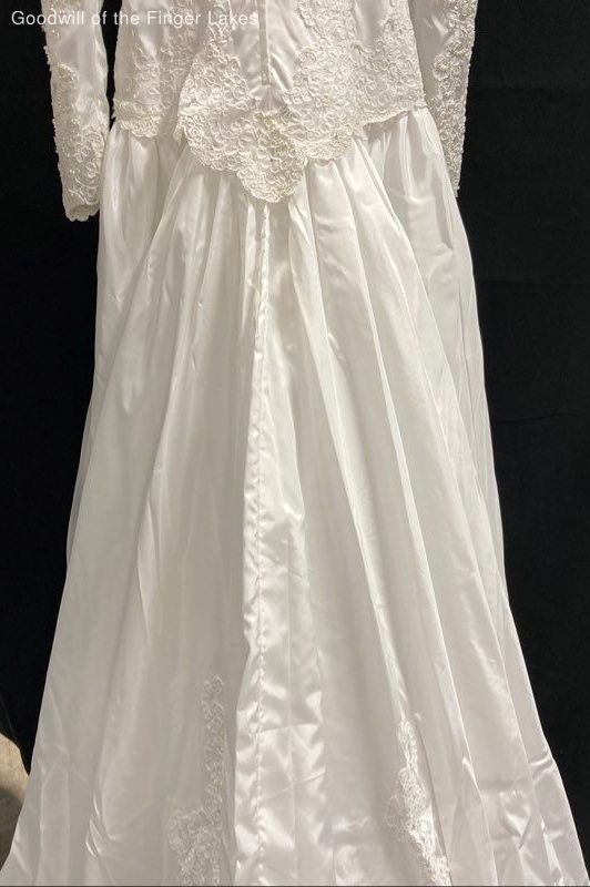 Unbranded White Beaded Wedding Dress Size 8