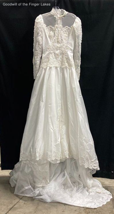 Unbranded White Beaded Wedding Dress Size 8