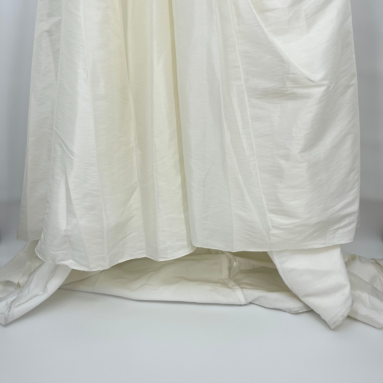 Casablanca Bridal | NWT Strapless Beaded Wedding Dress 1870 Size 12