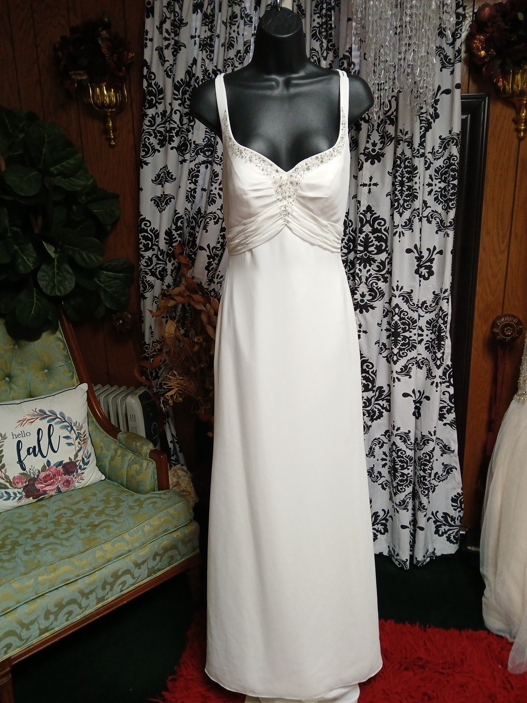 Dere Kiang Ivory Chiffon Wedding Dress Size 4