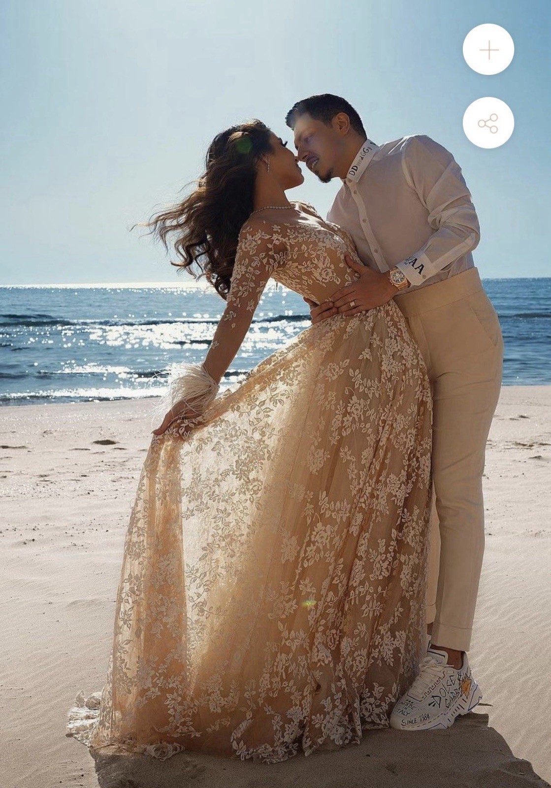 White Ballbella Lace Beach Wedding Dress Long Sleeve V-Neck A-Line Zipper 14