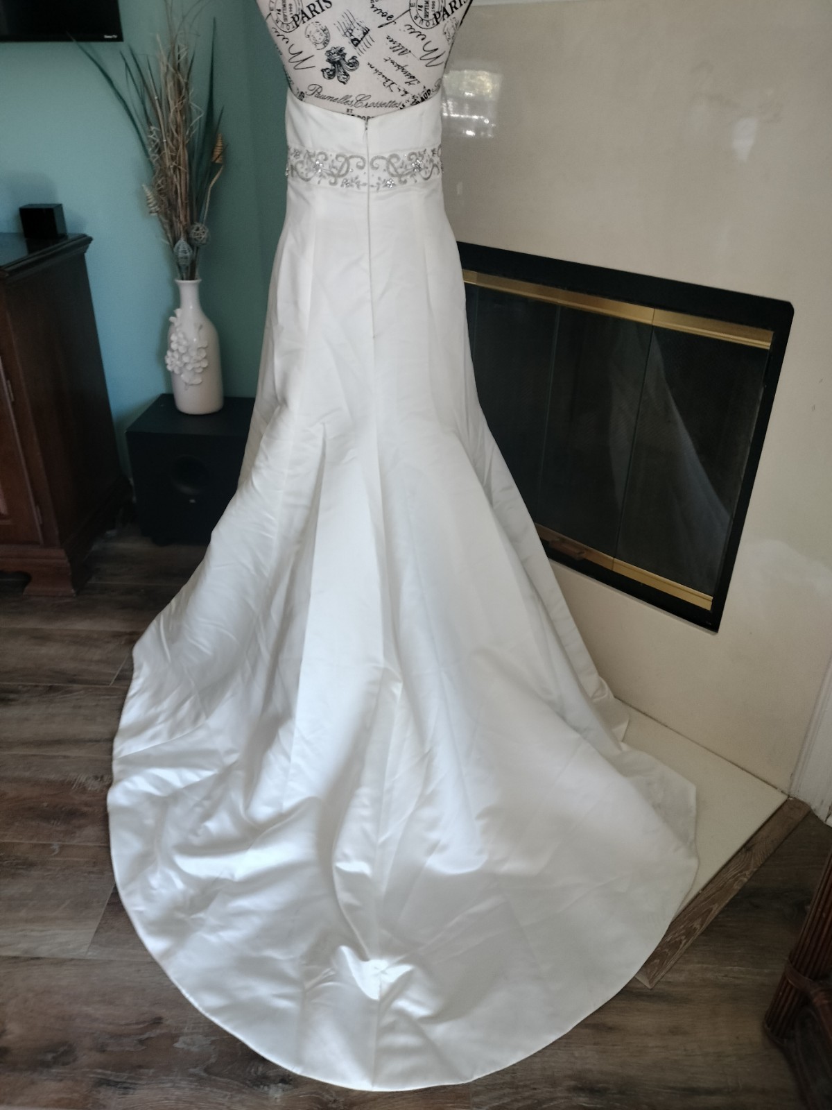 Wtoo Brides by Watters Strapless Wedding Gown Size 10 NWT Beaded Waist Ivory