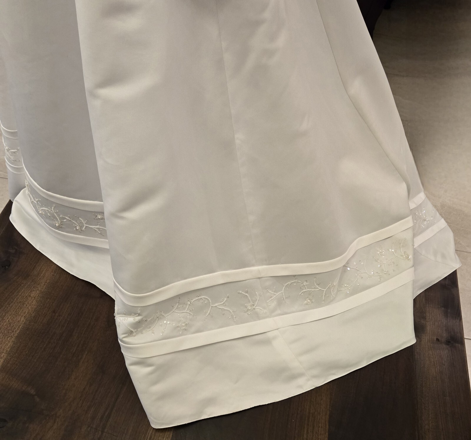 Oleg Cassini David Bridal Wedding Dress Style 2165BX size 14 White Buttons