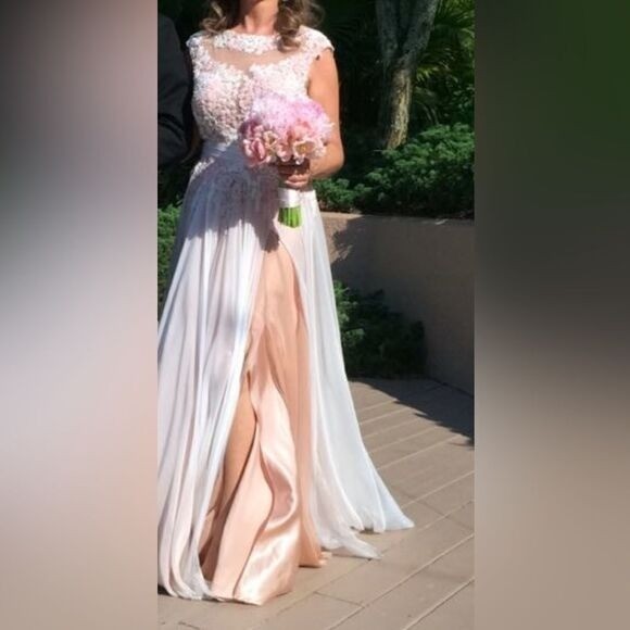 Mac Duggal Floral Lace Chiffon Gown Womens 8 Pink White Illusion Dress Wedding