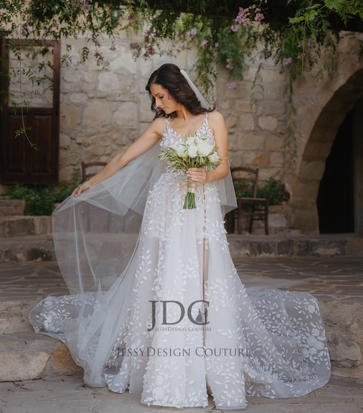 2026 Summer Beach Leaves Lace Wedding Dress Bridal Gown Custom made Sheer Bodice