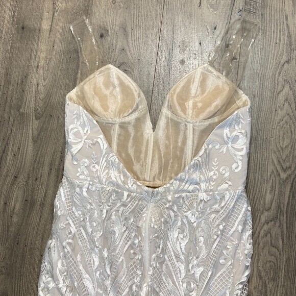 Katie May X Noel and Jean NWOT Women’s Size 16 The Lady Gown MSRP $1,316