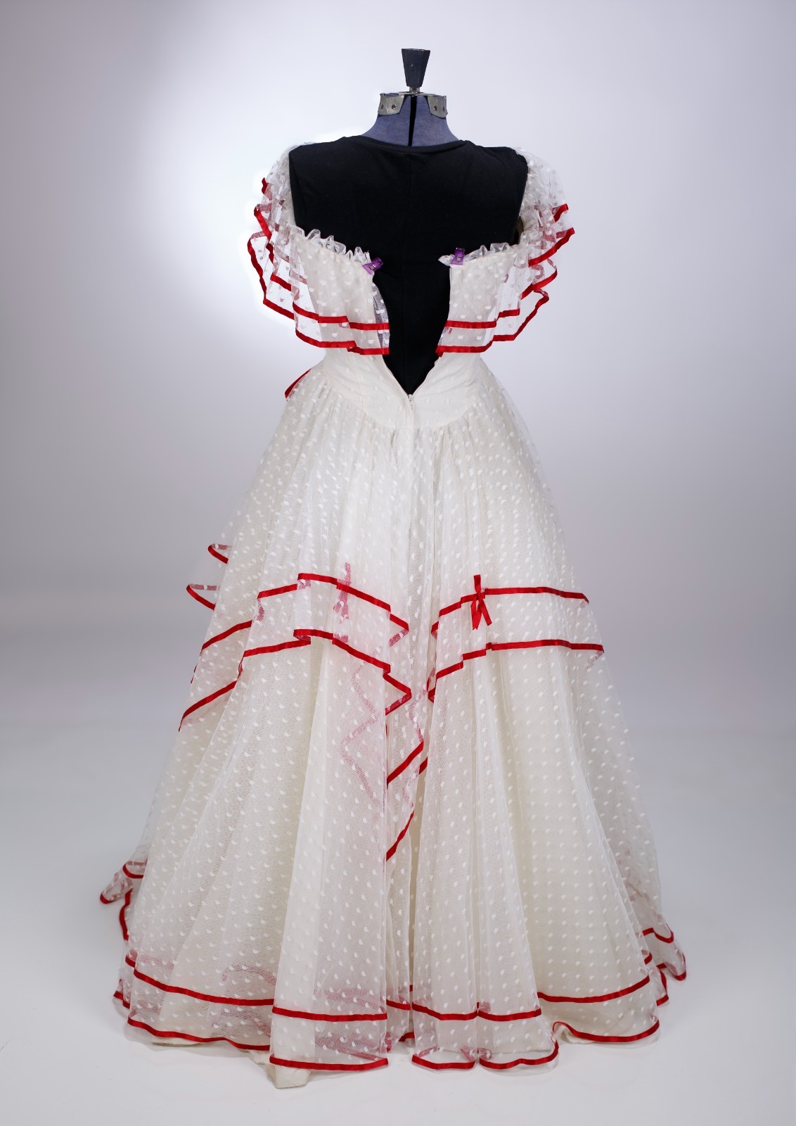 VTG Flirtations by Alfred Angelo Dotted Tull Southern Ball Gown Ivory Size 3/5