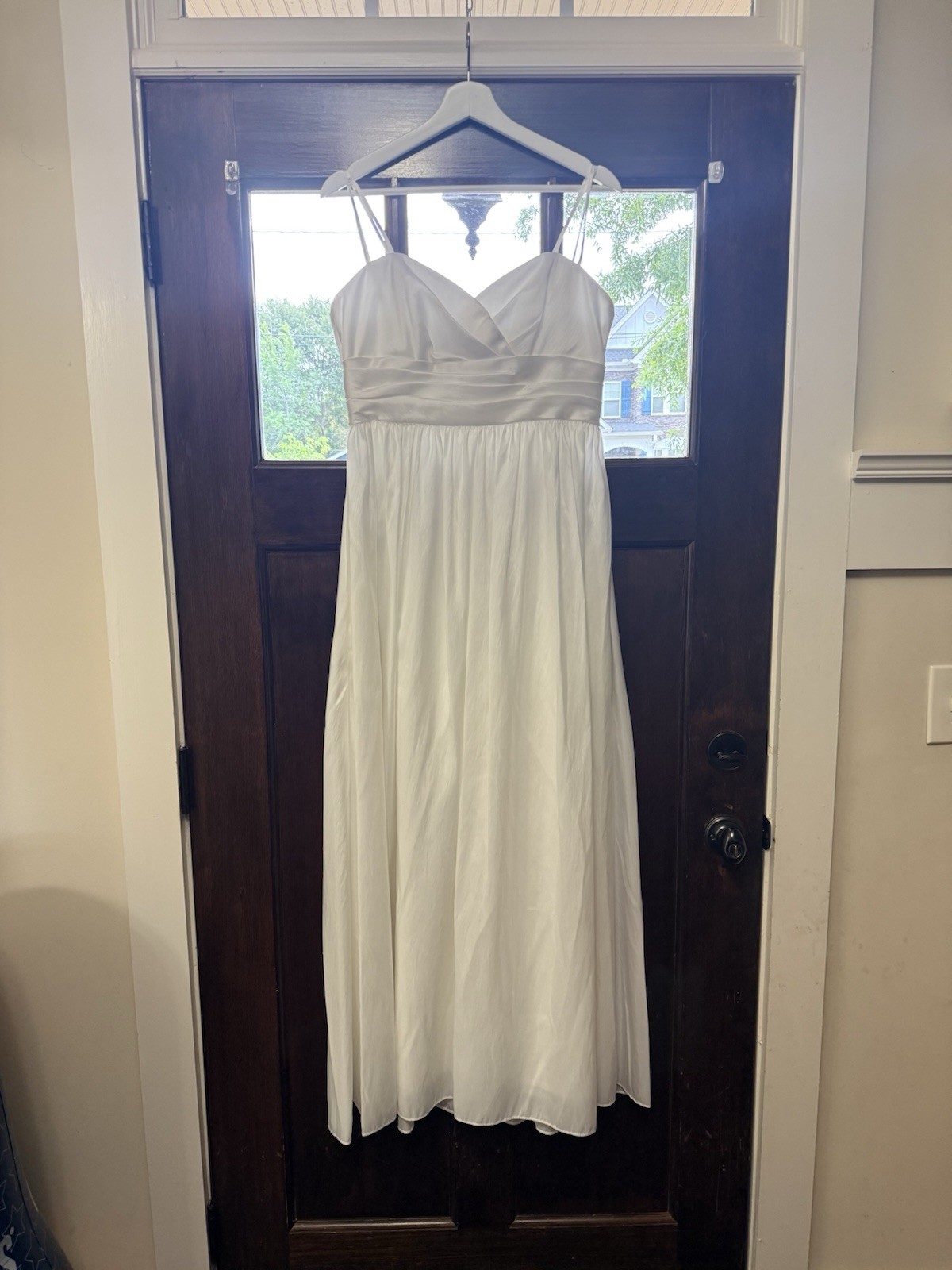 Wtoo by Watters Wedding Gown Size 10XL. Dress Is Already Dry Cleaned And Ready.