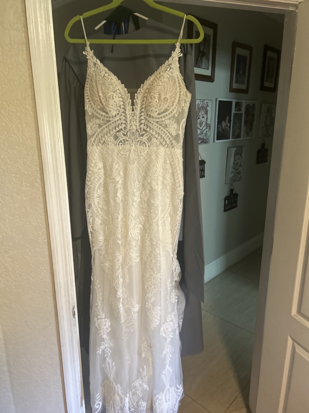 Mermaid Lace And Glitter Wedding Dress