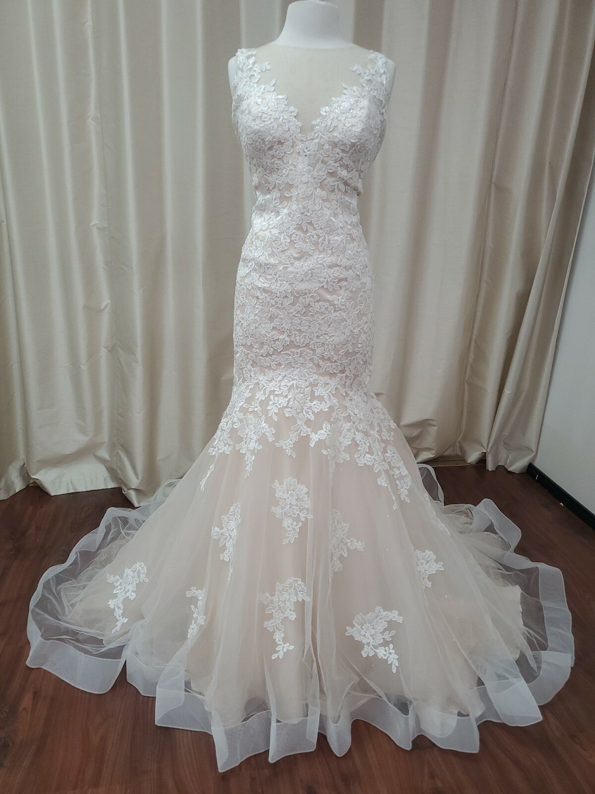 Blu Morilee Bridal 5571 Meryl Wedding Dress Mermaid Fitted Illusion Keyhole Lace