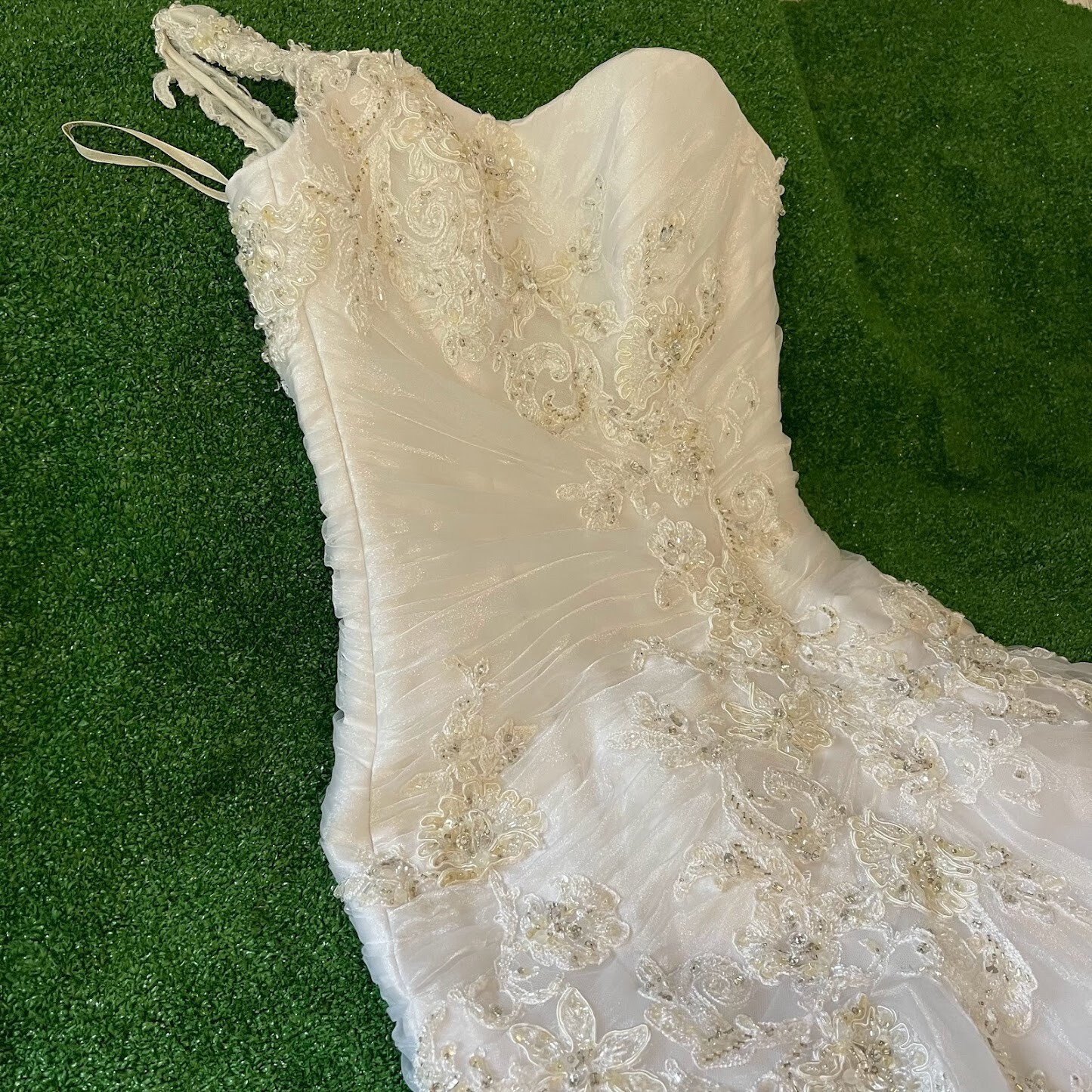 Maggie Sottero Haute Couture Imperial Gown Off Shoulder Wedding Dress Size 0