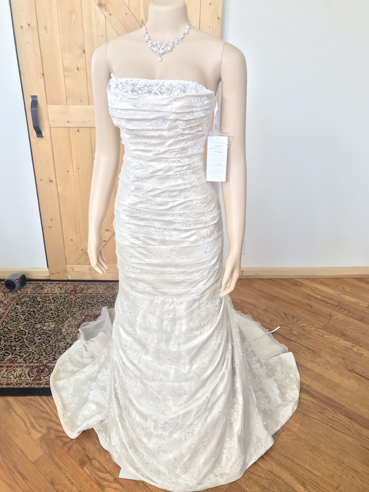 Modern & Classy Sophia tolli wedding Gown Light Gold. Size 10. NWT