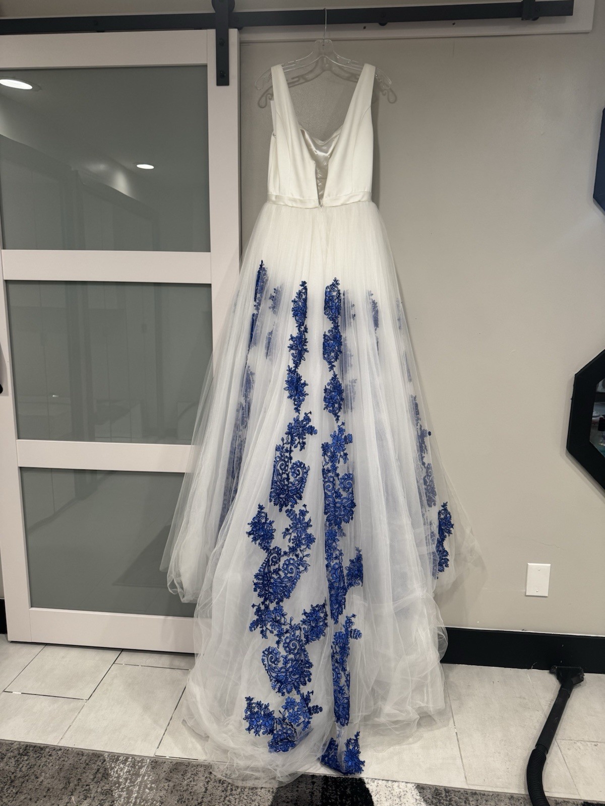 Ashley Lauren 1323 Dress. New With Tags