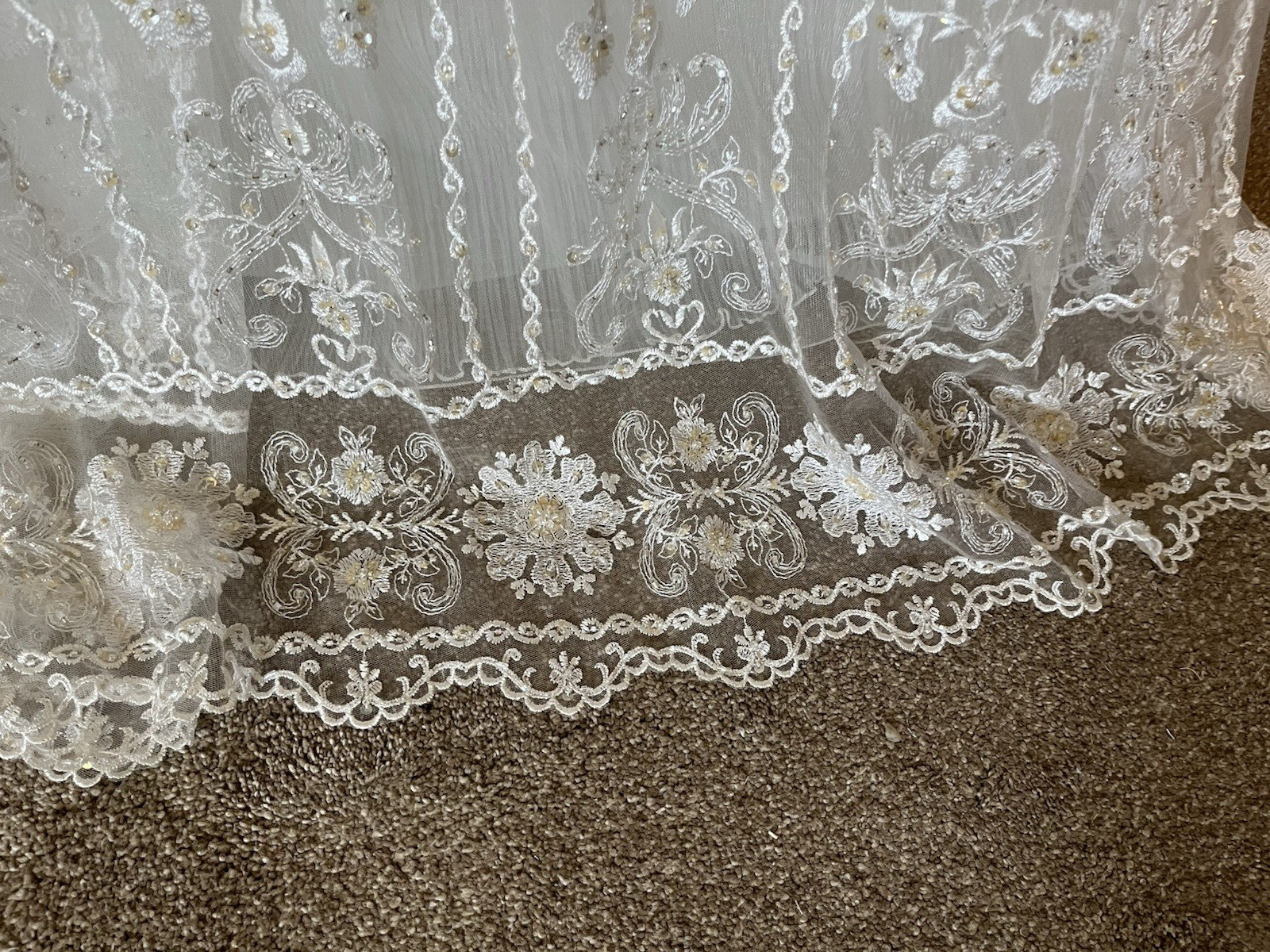 Pronovias Off-White Empire waist Strapless Belted Wedding Dress 8 or 10 beaded