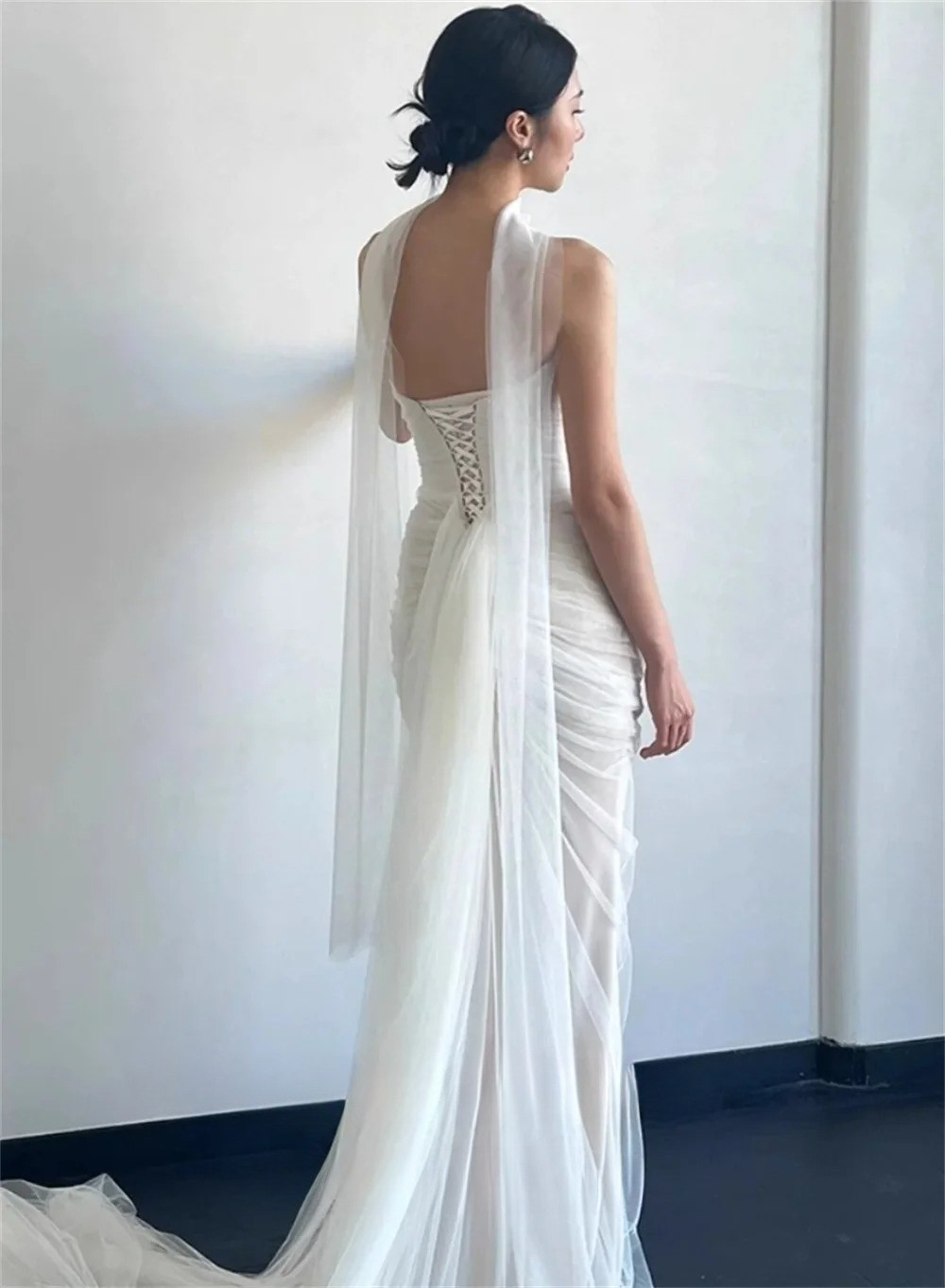 Strapless Tulle Elegant Wedding Dresses Bridal Gowns Mermaid Ruched Lace-up