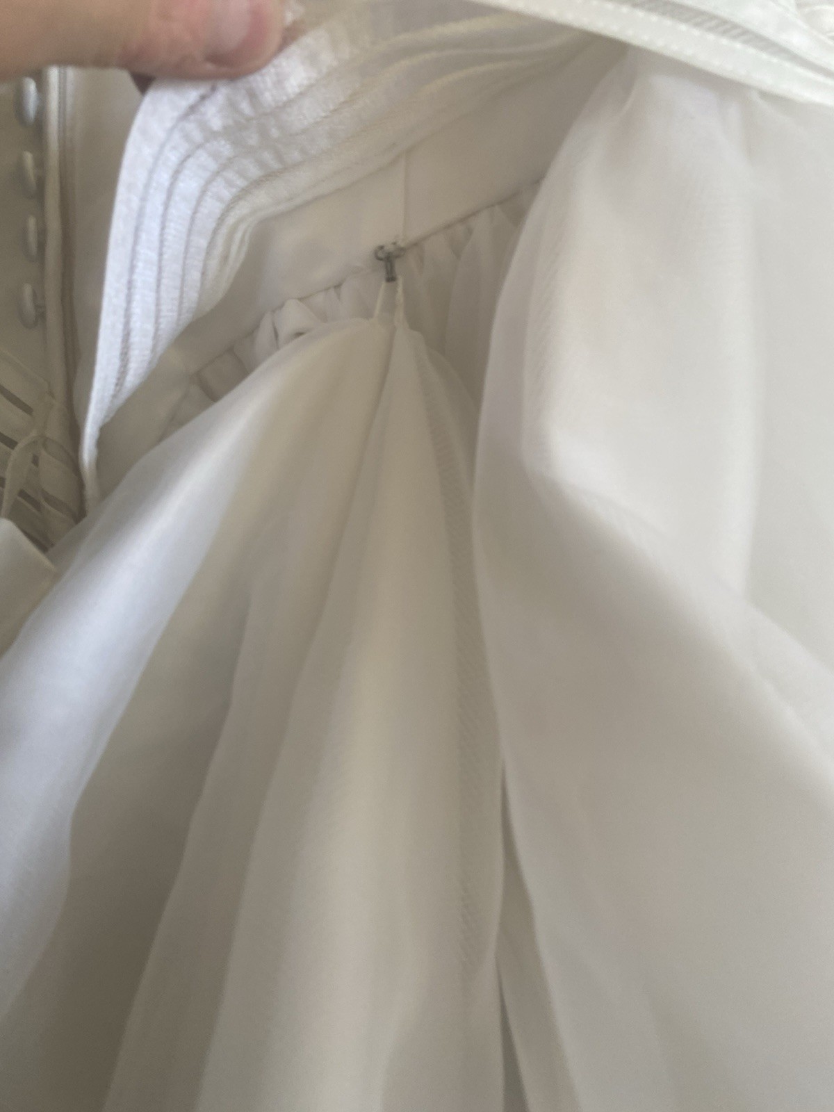 Y2K VTG Halter High Neck Wedding Dress By Forever Yours Size 8 Modern Simplicity